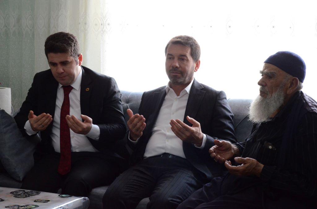 Şehitlerimizin Aileleri Evlerinde Ziyaret Edildi