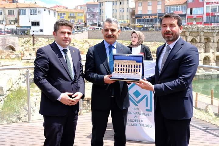 "Şehr-i Sanat Yozgat" Projesi Kapsamında Sanat Sergisi Açıldı