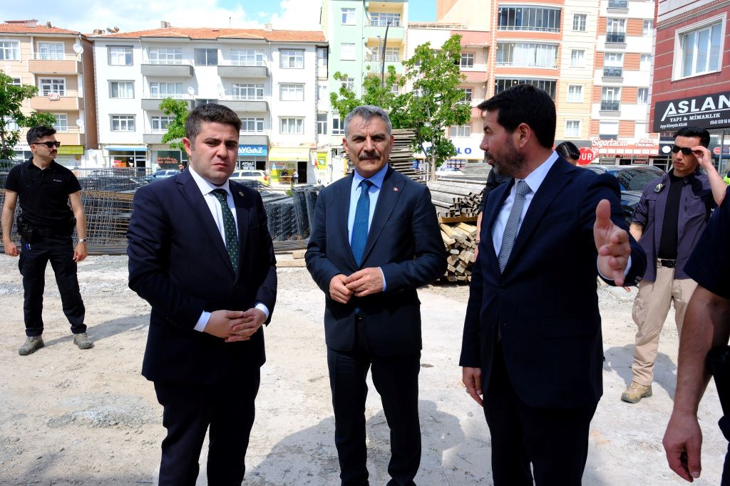 Yozgat Valimiz Sayın Mehmet Ali Özkan Yeni Hükümet Konağı İnşaatında İncelemelerde Bulundu